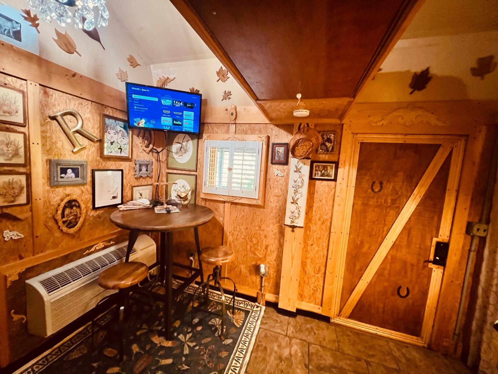 Tiny House, Wifi,Hot Tub,Secluded Vila Cosby Exterior foto